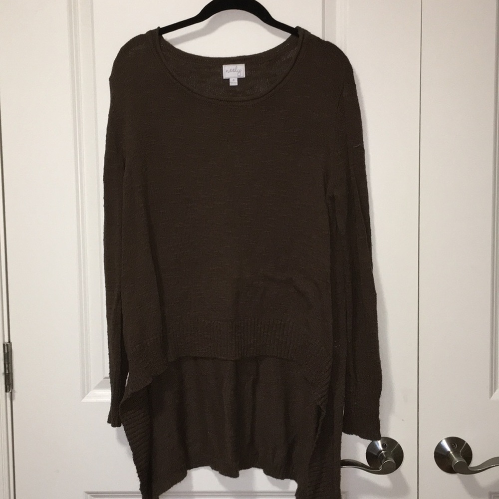 South moon under sweater